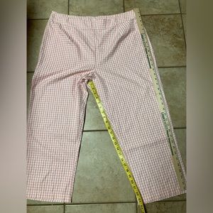 Cyrus pink and white checked capris